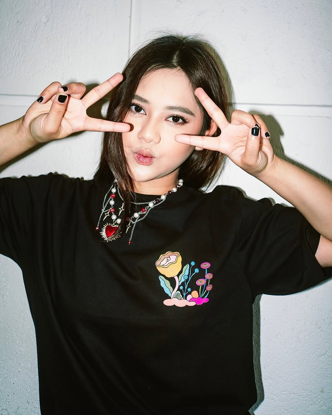 Ziva Magnolya - Kontak