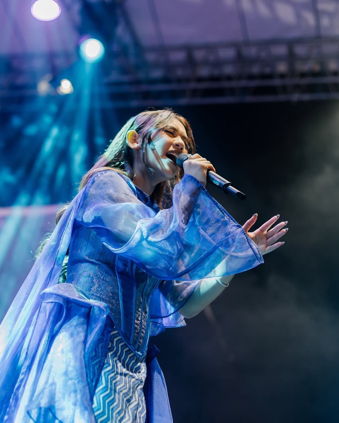 Live performance - Ziva Magnolya